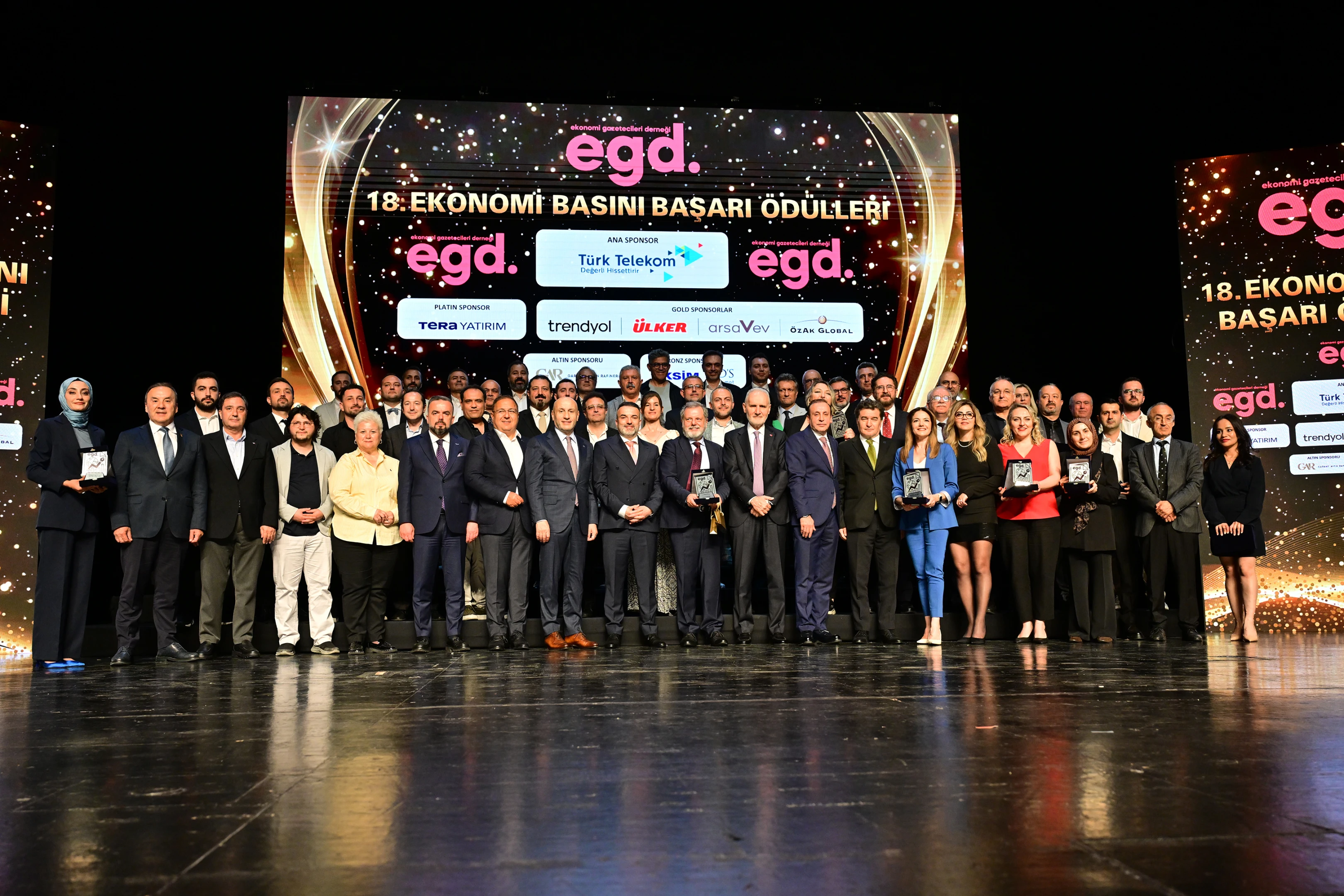 Güçlü ekonomi, ekonomi basınıyla mümkün