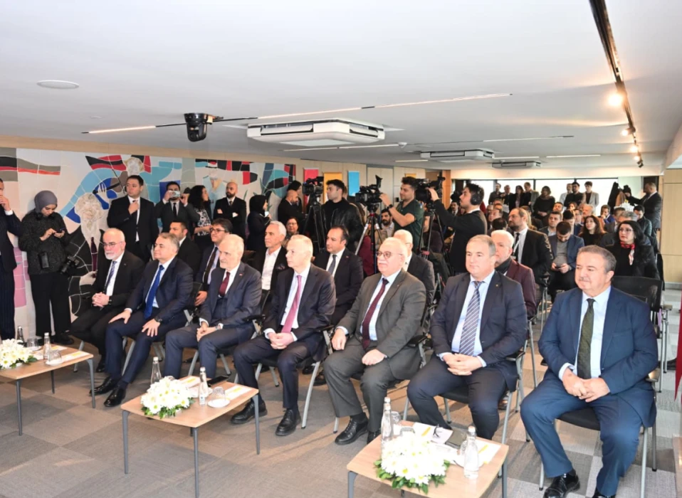 Yeni nesil ihracat uzmanı yetiştirilecek: İhracat Akademisi imzaları atıldı