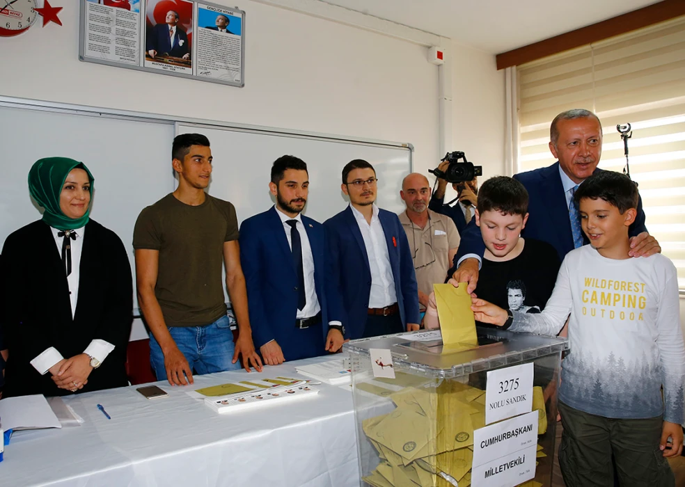 Cumhurbaşkanı Erdoğan, halk tarafından seçildiği görevde 11 yılı geride bıraktı