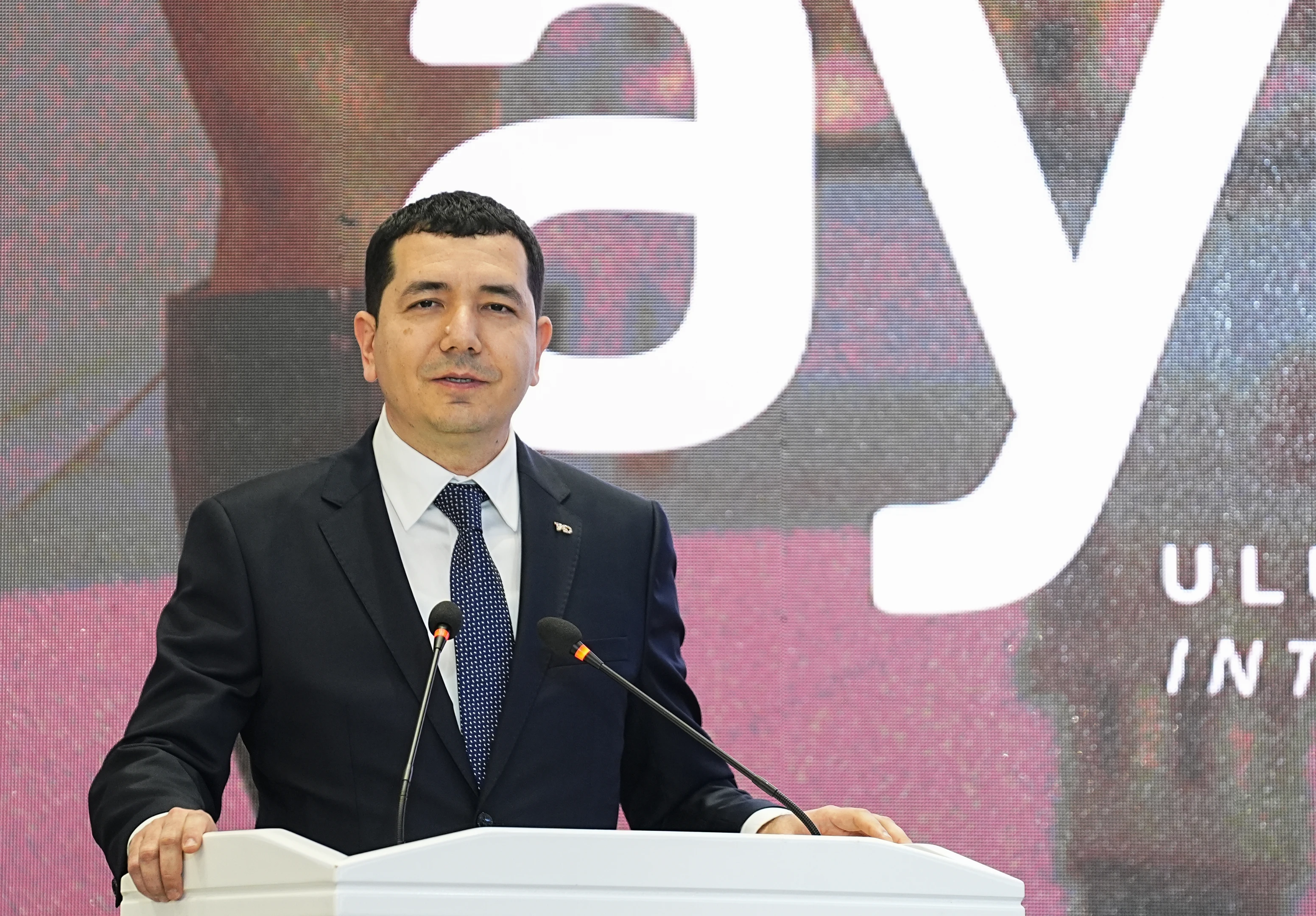 Avrupa'nın en büyük ayakkabı moda fuarı AYMOD İstanbul'da açıldı