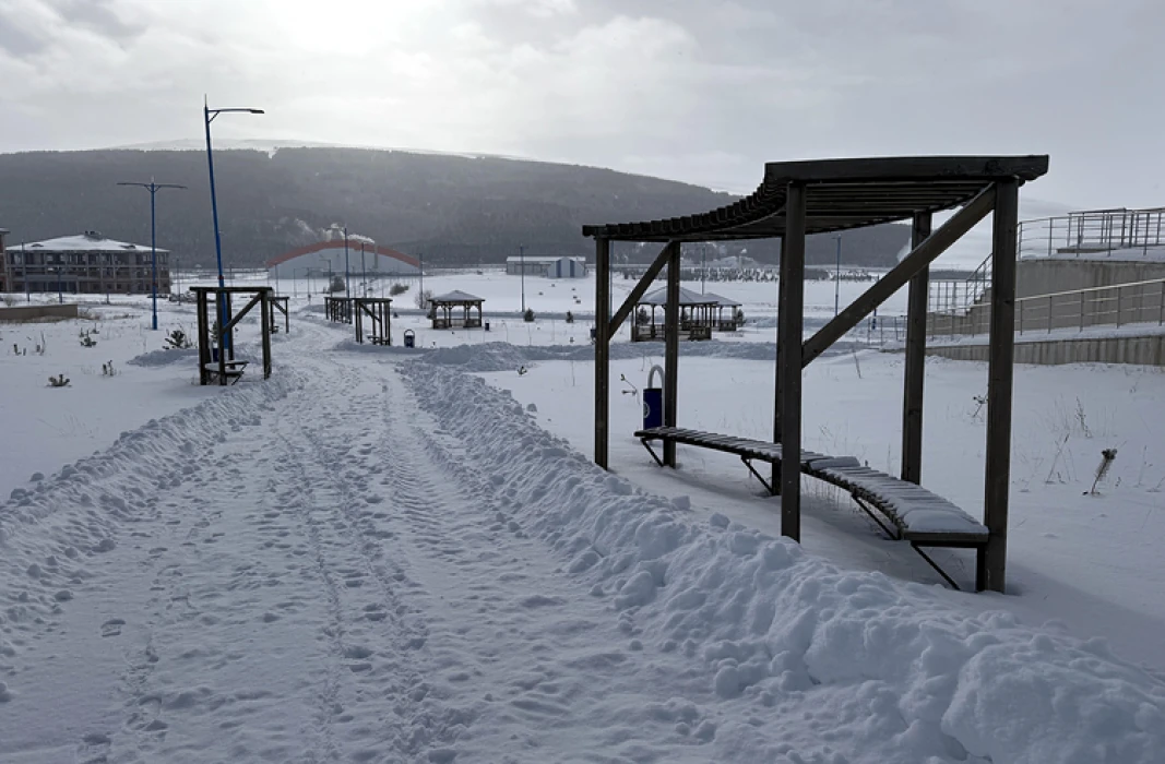 Yurtta kış etkisini artırdı: Bolu Dağı’nda yoğun kar, ekipler yollarda teyakkuzda