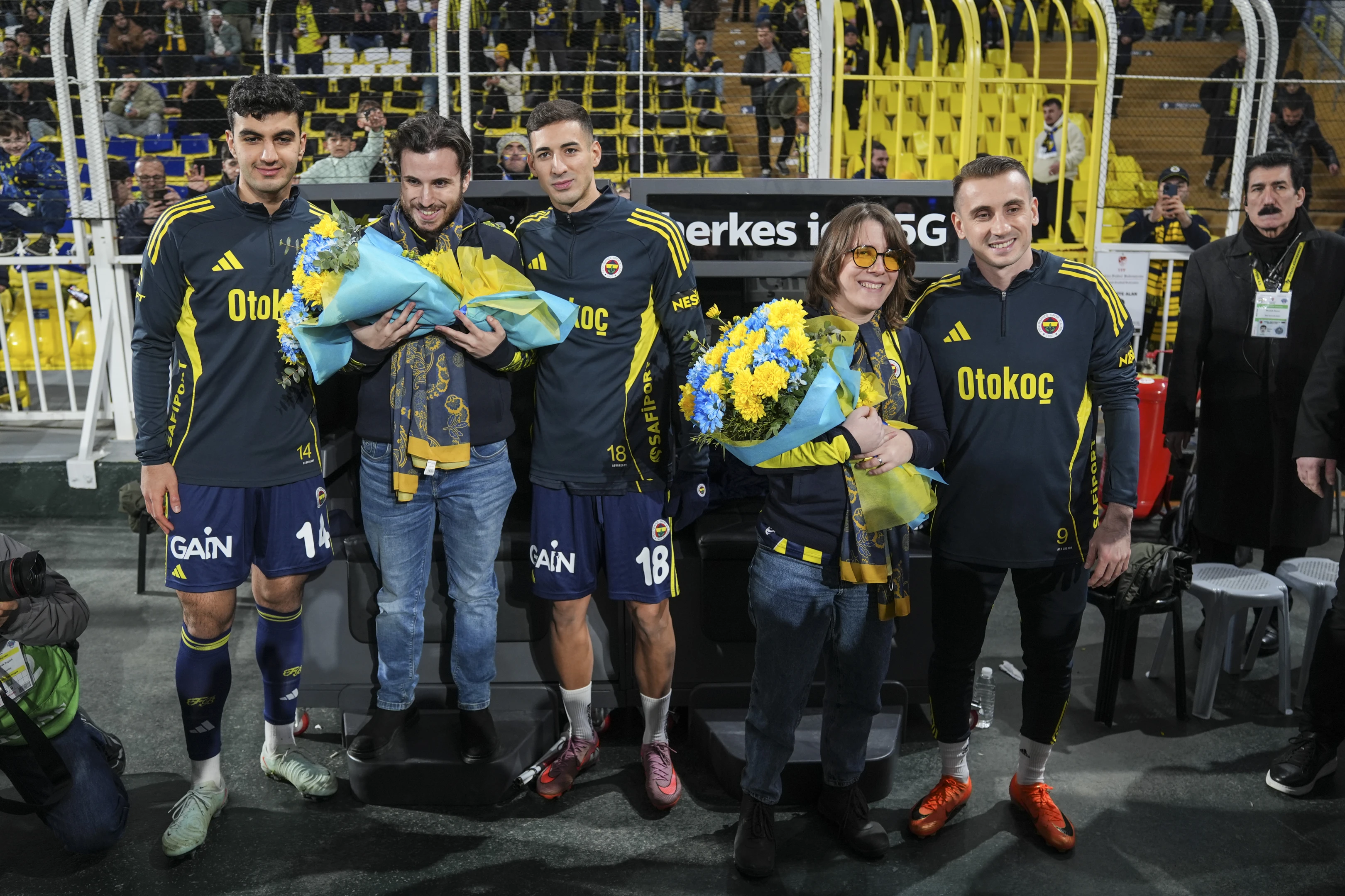 Tribünde engeller 5G teknolojisiyle kalkıyor!