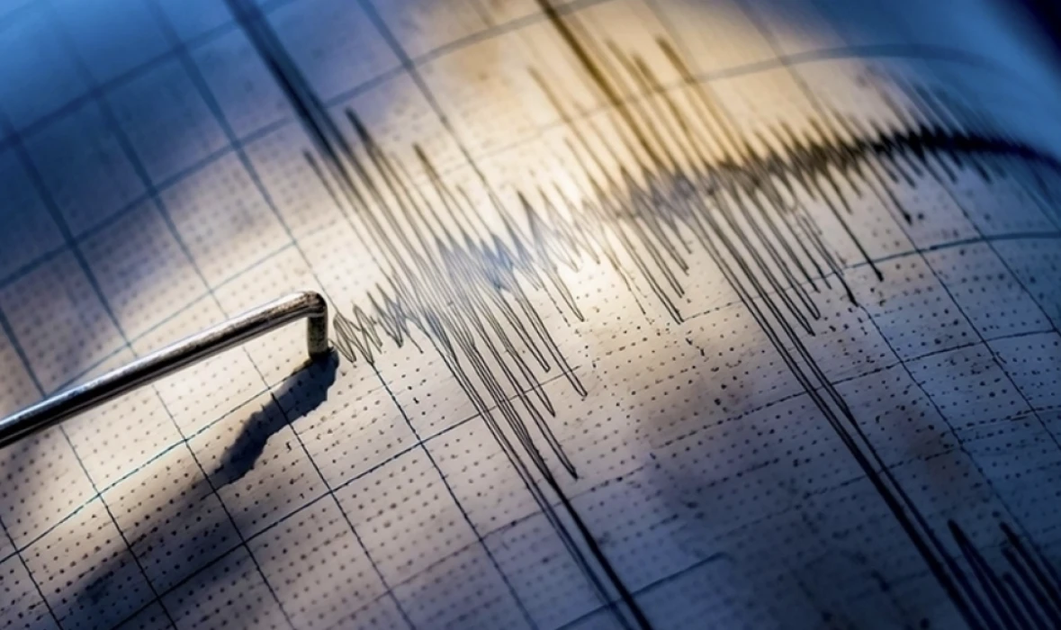 AZ ÖNCE DEPREM Mİ OLDU SON DAKİKA: 4.9 büyüklüğünde deprem! İstanbul, Bursa ve İzmir'de de hissedildi
