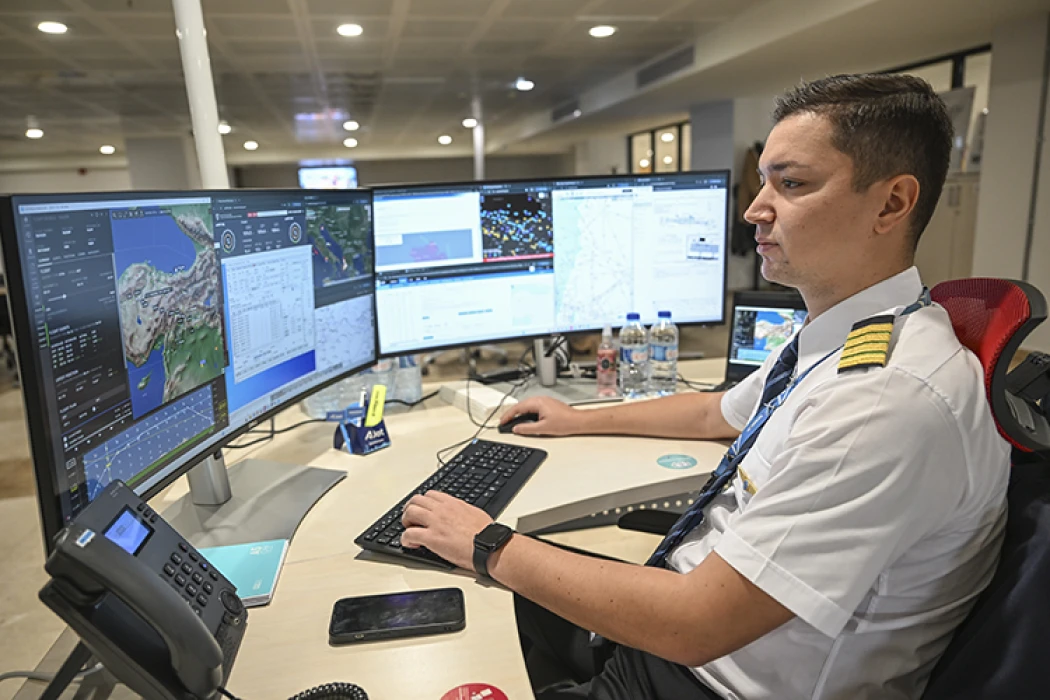 Uçaklar, havacılığın 'Yer pilotları' dispatcherlerin kontrolünden geçmeden uçmuyor