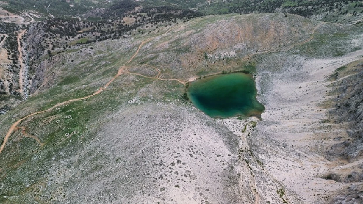 Kuraklıktan etkilenen Antalya'daki Yeşil Göl eski günlerine kavuştu
