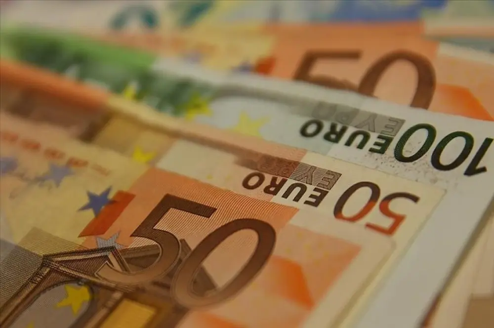 Euro Bölgesi'nde sanayi üretimi temmuzda düştü
