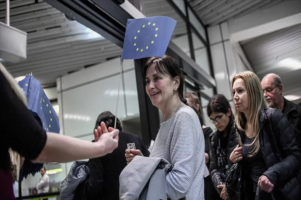 Bulgaristan ve Romanya da Şengen'e katıldı