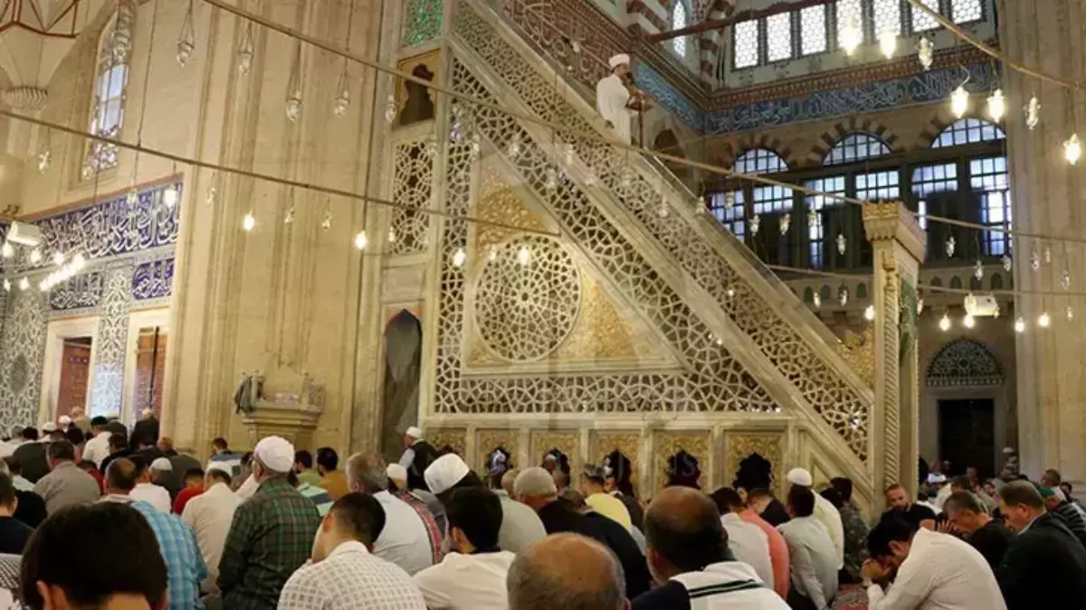 CUMA MESAJLARI VE SÖZLERİ: En güzel, dualı, ayetli Cuma mesajları