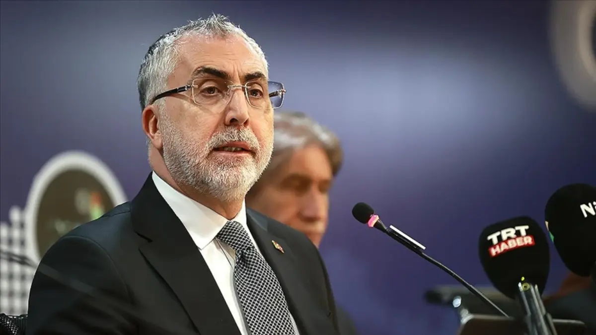 Bakan Işıkhan: İş dünyamızın rekabet gücünü artıracak adımlar atmaya devam edeceğiz