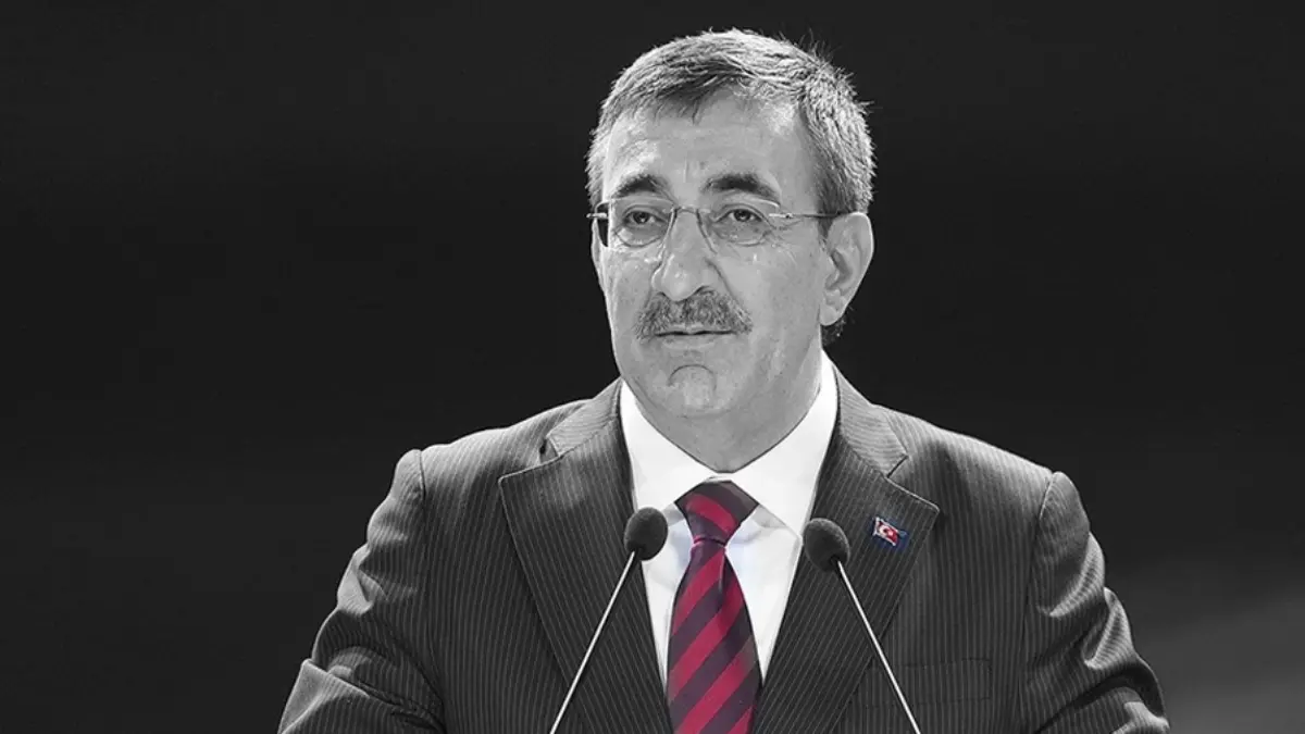 SON DAKİKA: Cevdet Yılmaz'dan 4000 TL emekli ikramiyesi açıklaması!