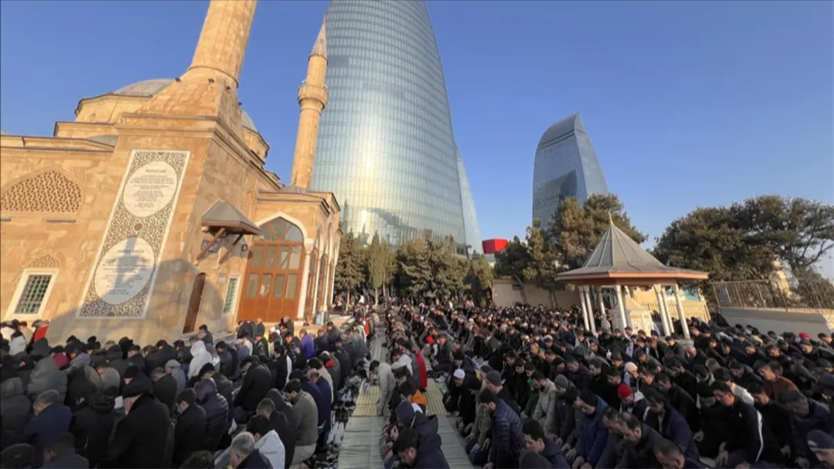 Dünyada Müslümanlar Ramazan Bayramını kutluyor