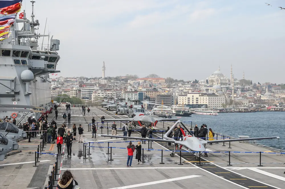 TCG Anadolu gemisi