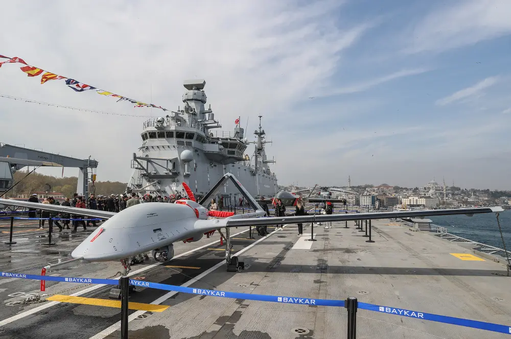 TCG Anadolu gemisi
