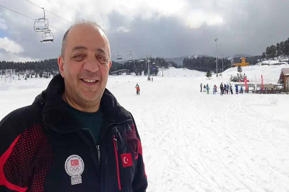 Sarıkamış Kayak Merkezi'ndeki turizmciler mutlu