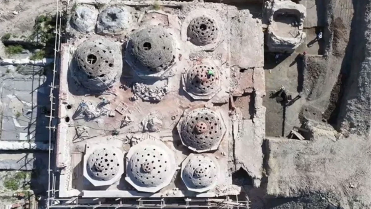 Edirne'de Gazi Mihal Hamamı'nda restorasyon çalışmaları sürüyor