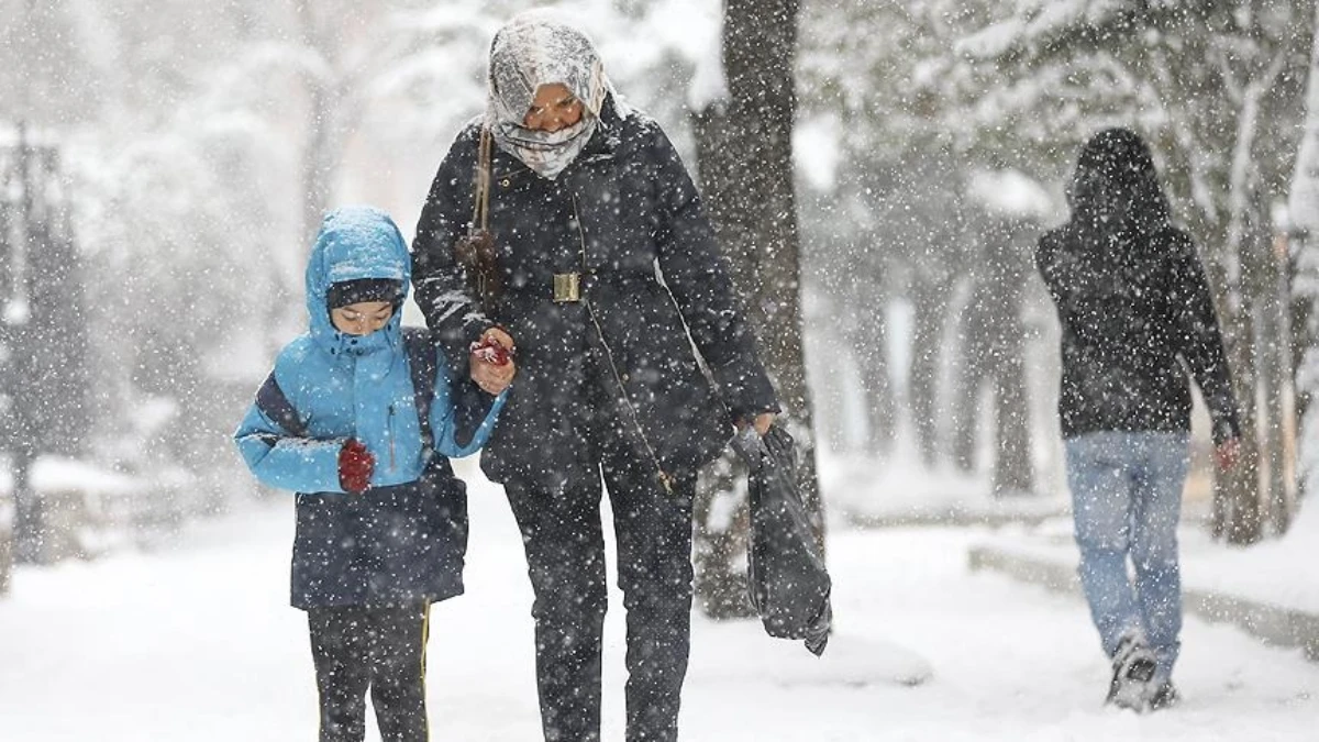 KAR TATİLİ SON DAKİKA: Ankara da okullar tatil edildi!