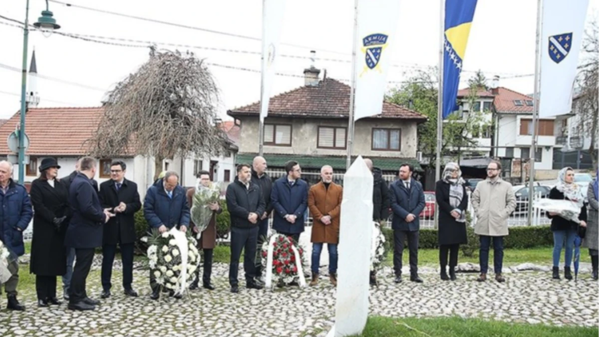 Saraybosna'nın savunmasında hayatını kaybedenler törenlerle anıldı