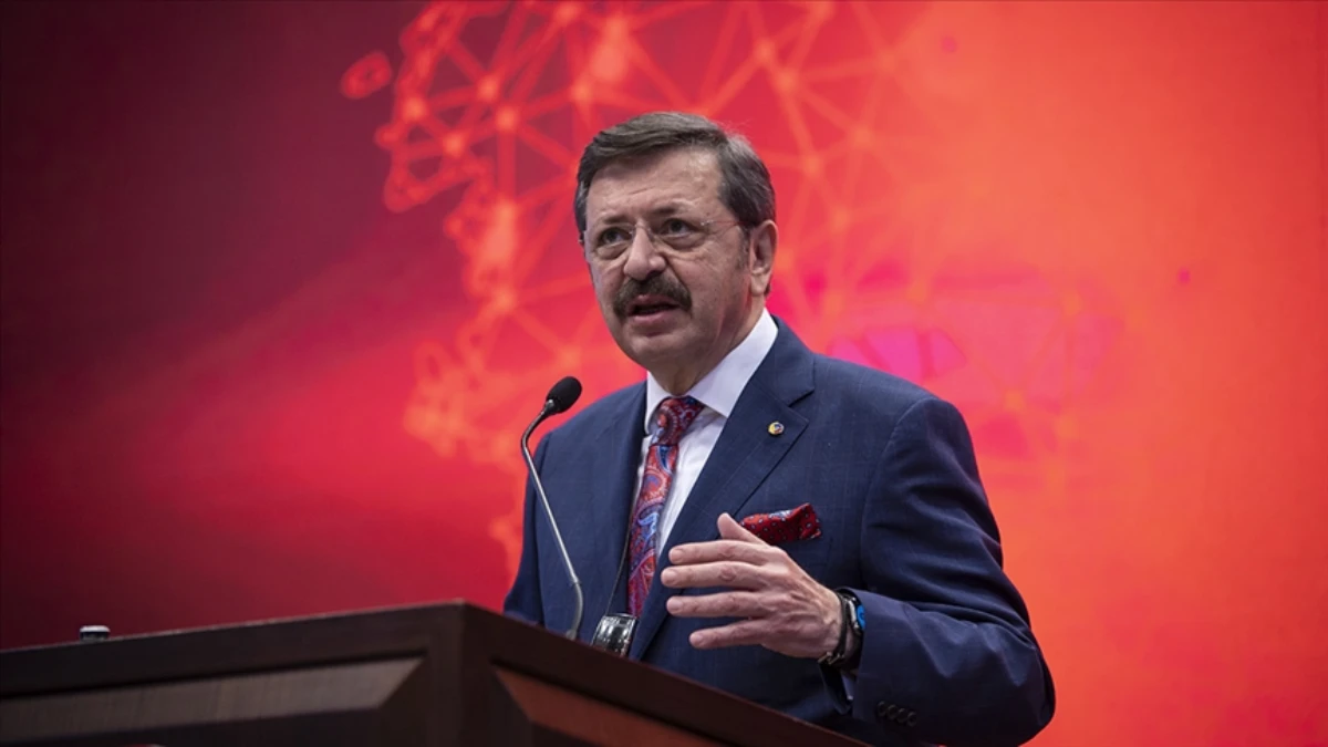 TOBB Başkanı Hisarcıklıoğlu: KOBİ'lerin rekabeti için e-ticaret ve dijitalleşme şart
