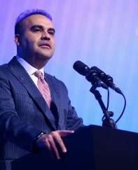 Bakan Kacır'dan küresel ekonomik dönüşüm mesajı: Türkiye oyun kurucu olacak