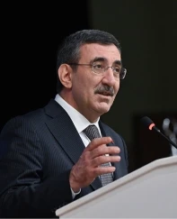 Cevdet Yılmaz'dan cari açık değerlendirmesi: Finansal istikrar güçleniyor