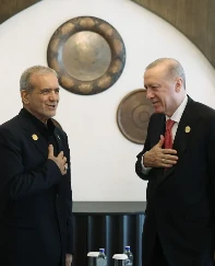Cumhurbaşkanı Erdoğan, İran Cumhurbaşkanı Pezeşkiyan ile görüştü