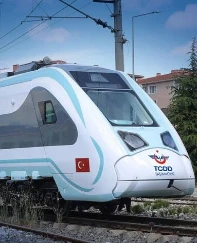 Milli elektrikli hızlı tren saatte 240 kilometre hıza ulaştı