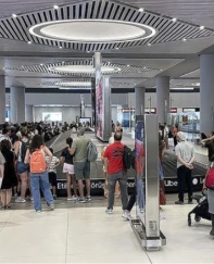 Son ders zili çaldı! İstanbul'daki havalimanlarında tatil yoğunluğu başladı