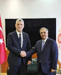 Ticaret Bakanı Bolat, D-8 Genel Sekreteri'ni kabul etti