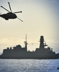 Türk Deniz Kuvvetleri Akdeniz'de gövde gösterisi yapıyor