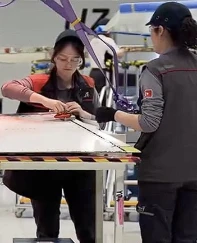 Türk kadınından Milli Muharip Uçak KAAN'a imza