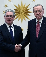 Türkiye-İngiltere hattında kritik görüşme: Gündem savunma ve İran