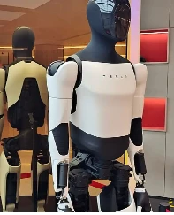 Xiaomi, insansı robot için Tesla mühendisini transfer etti