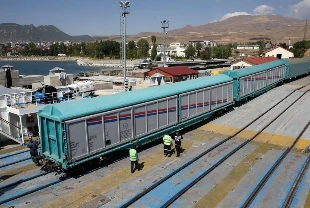 İhracatta mesafeyi tren feribotlar kısaltacak