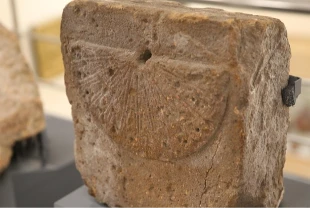 1000 yıllık güneş saati görücüye çıktı: Ziyaretçilerin ilgisini çekiyor