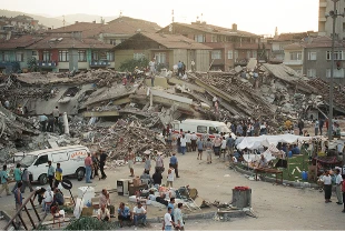 17 Ağustos Marmara Depremi'nin üzerinden 26 yıl geçti