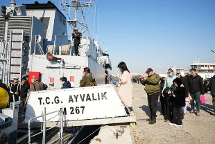 18 Mart etkinlikleri kapsamında Deniz Komutanlığına bağlı gemiler ziyarete açıldı