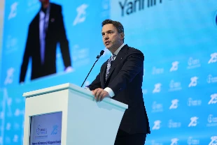 '2026 rüzgarın yılı olacak' Bakan Bayraktar: 1500 megavatlık YEKA yarışması geliyor
