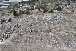 6 medeniyetin izlerini taşıyan cadde gün yüzüne çıkarıldı