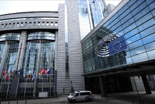 AB ülkeleri 150 milyar euroluk yeni savunma paketi üzerinde anlaştı