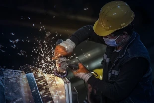 ABD sanayi üretimi beklentileri aştı: 11 ayın en güçlü yükselişi