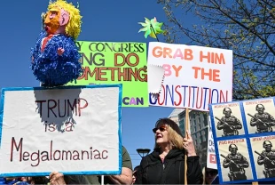 ABD’de milyonlar sokağa çıktı: 'Krallara hayır' protestoları büyüyor