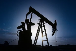 ABD'nin ticari ham petrol stokları beklentilerin üstünde azaldı