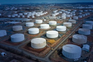 ABD'nin ticari petrol stokları beklentinden 2 kat fazla azaldı!