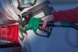 Akaryakıta peş peşe indirim: Motorin fiyatlarına bir indirim daha geldi