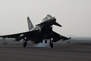 Almanya, Polonya'da Eurofighter uçakları konuşlandıracak