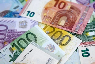 Almanya'da asgari ücrete iki kademeli artış