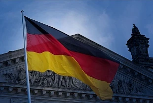 Almanya'da göç endişesi: Her 5 kişiden biri gitmek istiyor