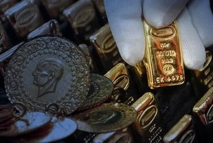 Altında savaş belirsizliği sürüyor: Fed faiz kararı öncesi yatay seyir