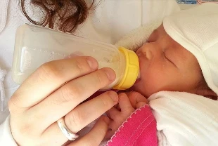 Anne sütünün satışına yasak geldi