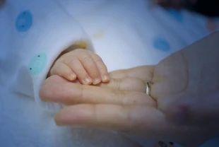 Annelerin izni 24 haftaya çıkarıldı: 5 soruda yeni düzenleme